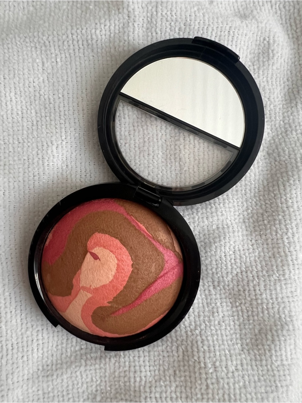 Laura Geller blush-n-bronzed — Strawberry Bronze